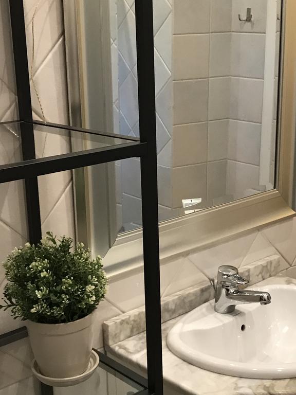 Czarna Kawka Apartamenty Krasków Eksteriør bilde